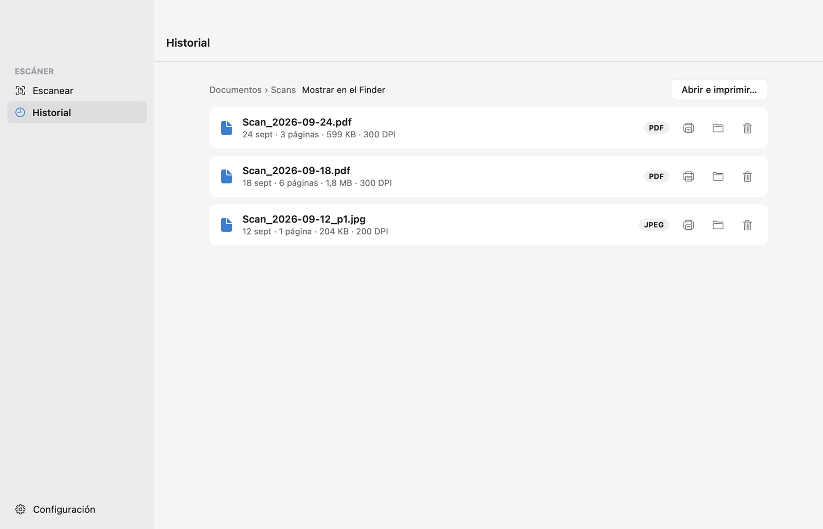 Historial en Mac: tres escaneos guardados con fecha, número de páginas, tamaño y resolución, y botones para imprimir, mostrar en el Finder y eliminar